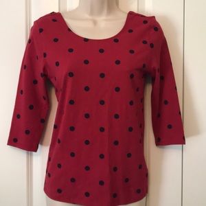 3/4 black polka dotted shirt